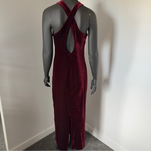 VTG Burgundy Velvet Sleeveless Maxi Dress – The Dress Collection – Size L - Picture 4 of 9